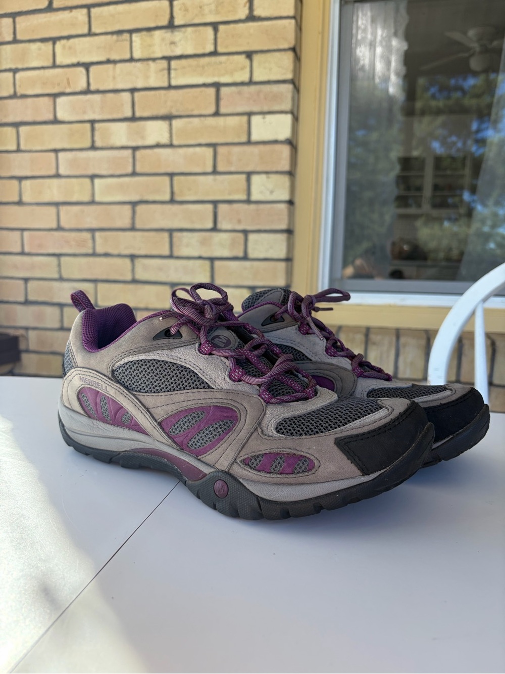 Merrell Azura Castle Rock Purple Waterproof Hiking Shoes Women's US 9 READ